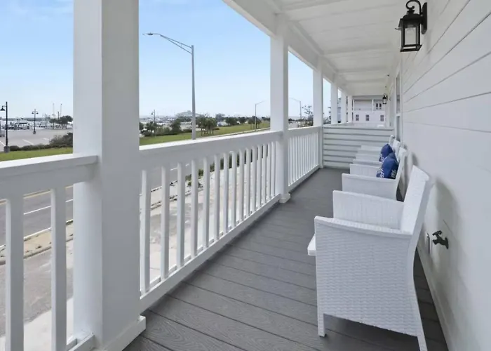 Weekend Escape On The Coast-Relax & Unwind